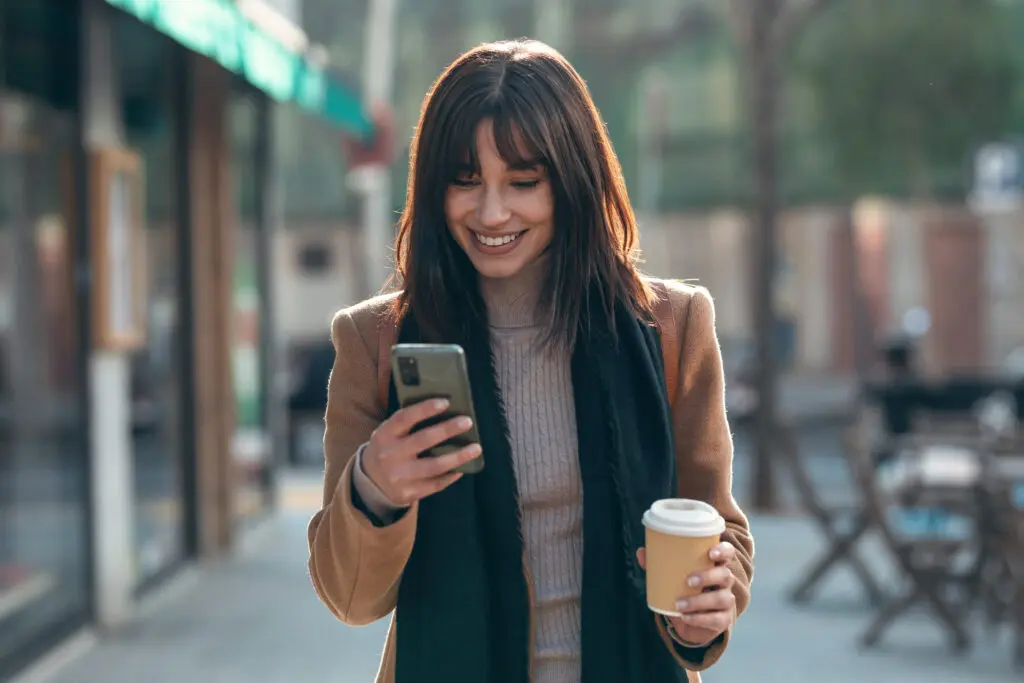 With Xfinity Mobile and WiFi, residents of Michigan enjoy high speed, reliable and secure streaming, gaming and talking with a free unlimited Xfinity mobile line.
